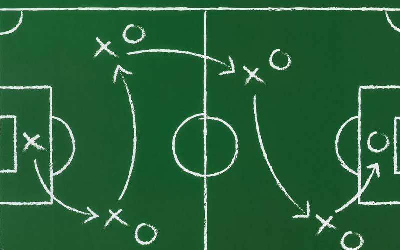 Cách triển khai chiến thuật Tiki-taka như thế nào?